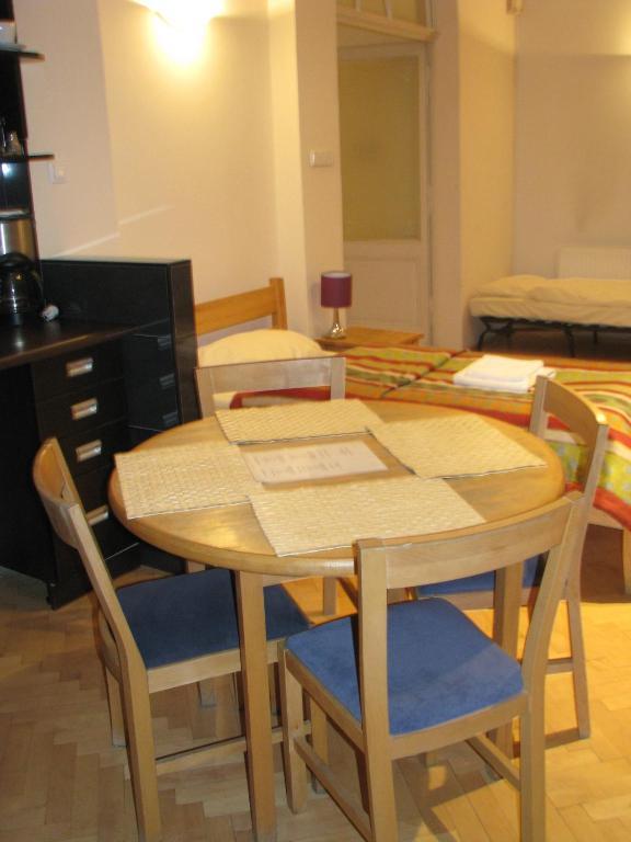 Domino Apartments Cracovie Extérieur photo